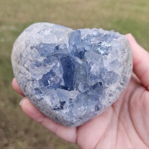 celestite heart 3.3 in
